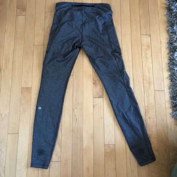 🧘♀️🏃♀️Grey Lululemon Tights with Side Pockets - Picture 4 of 6